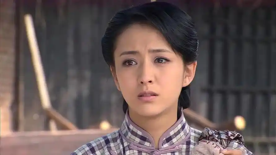 天涯赤子心:佟丽娅回老家,张口就叫妈,老妇人吓了一跳!