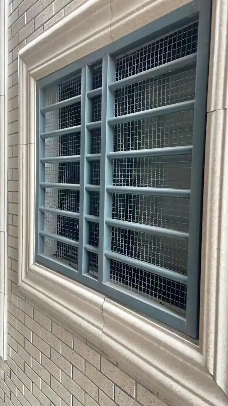 不锈钢防盗网.有色不锈钢防盗网,兼美观牢固一体的防盗网#不锈 - 抖音